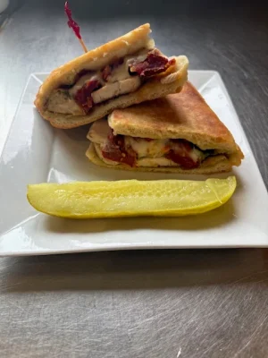 Grilled Chicken Pesto Flatbread